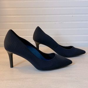 BetaBrand Black Mile Marker Comfort Heels Sz 7.5